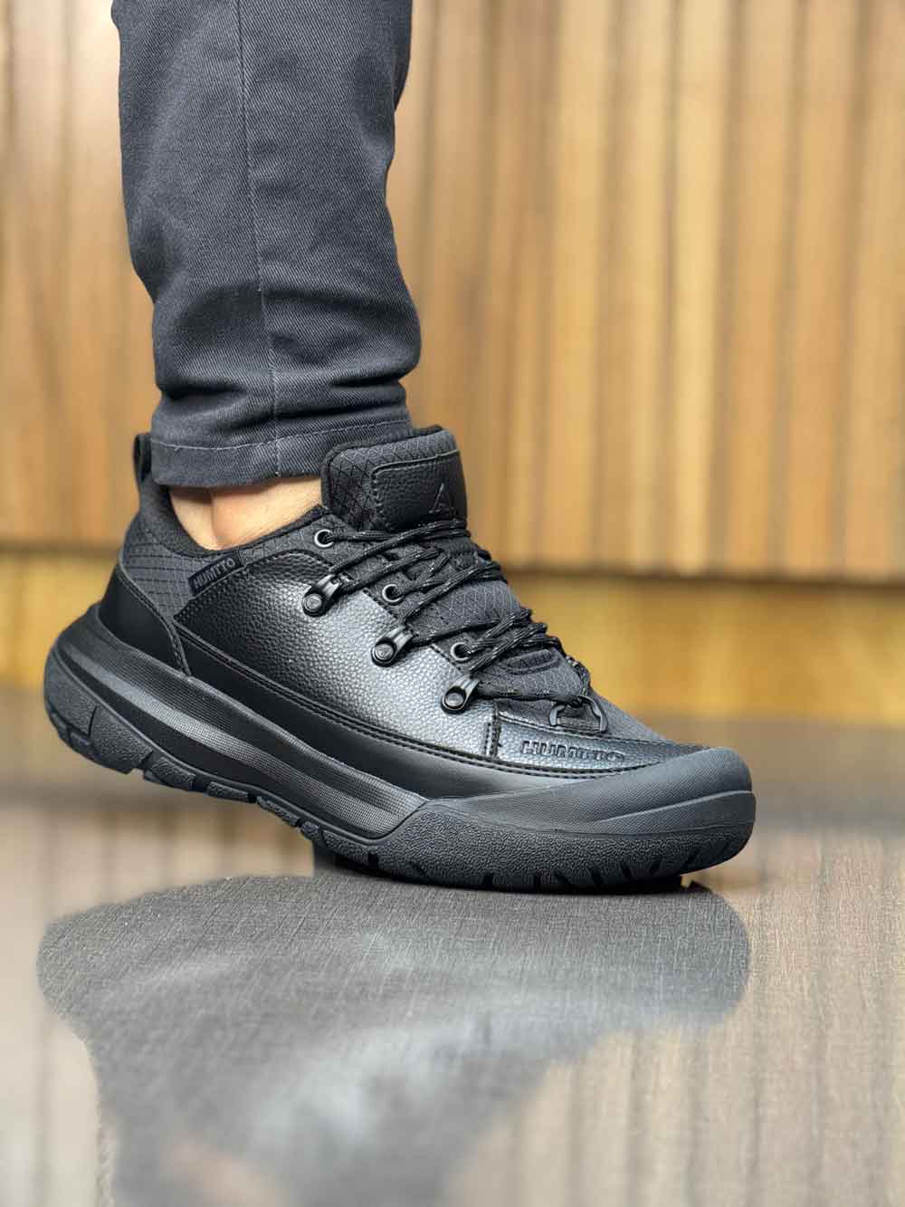 IMG_3494-min کتونی مردانه هامتو 360451A