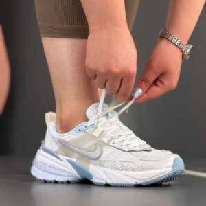 کتونی نایک V2K