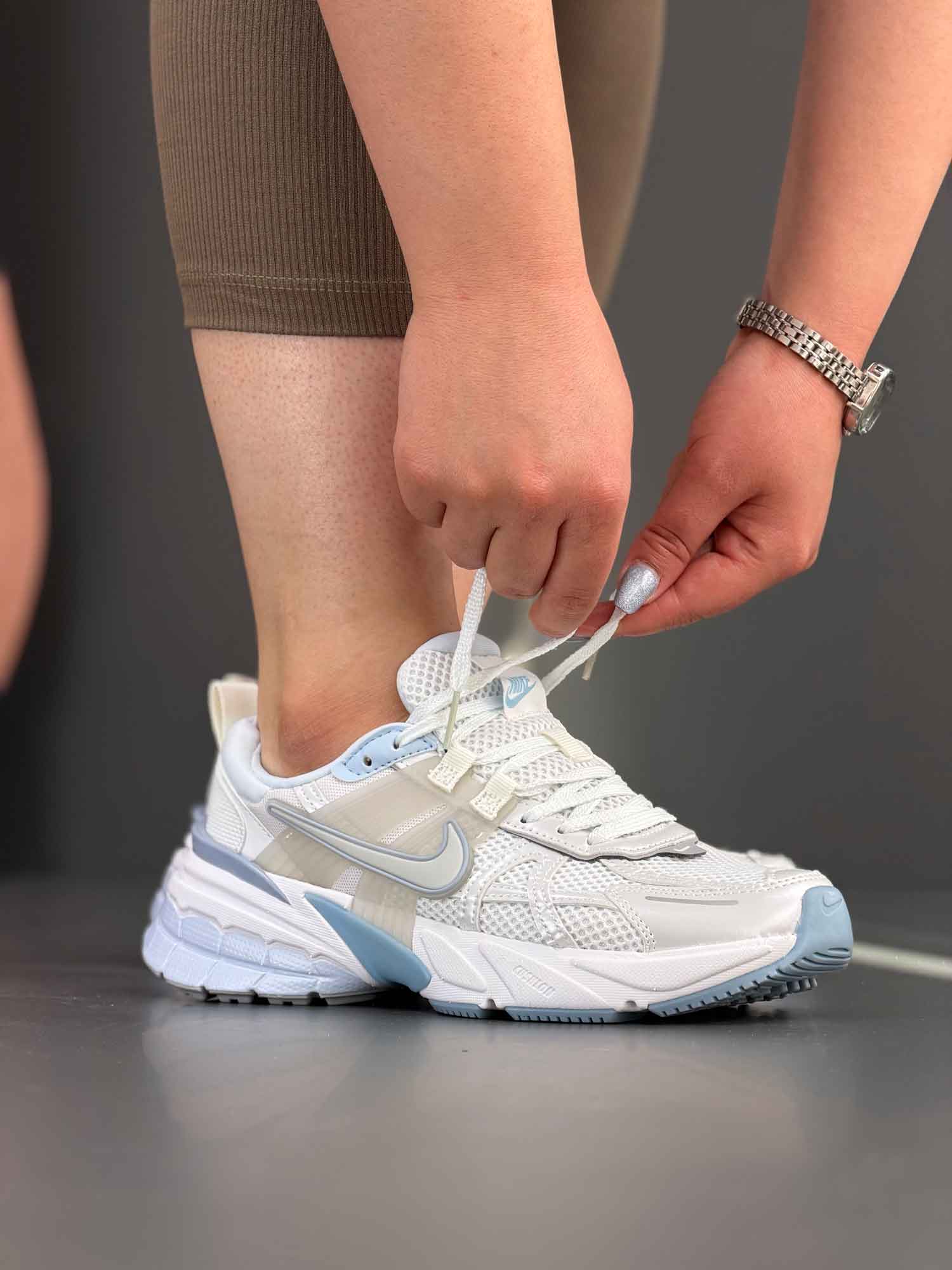 کتونی نایک V2K