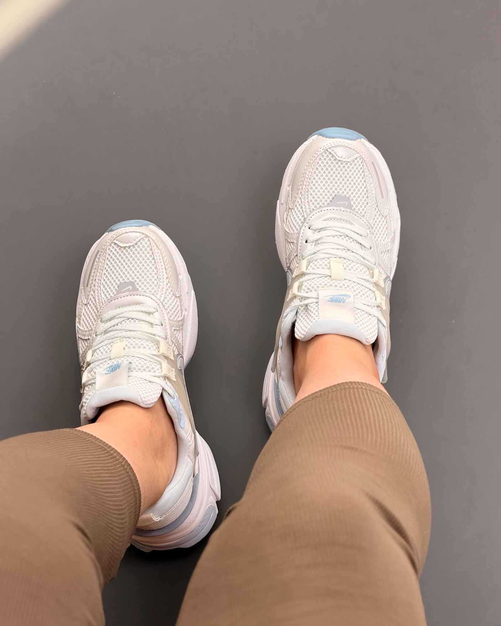 کتونی نایک V2K