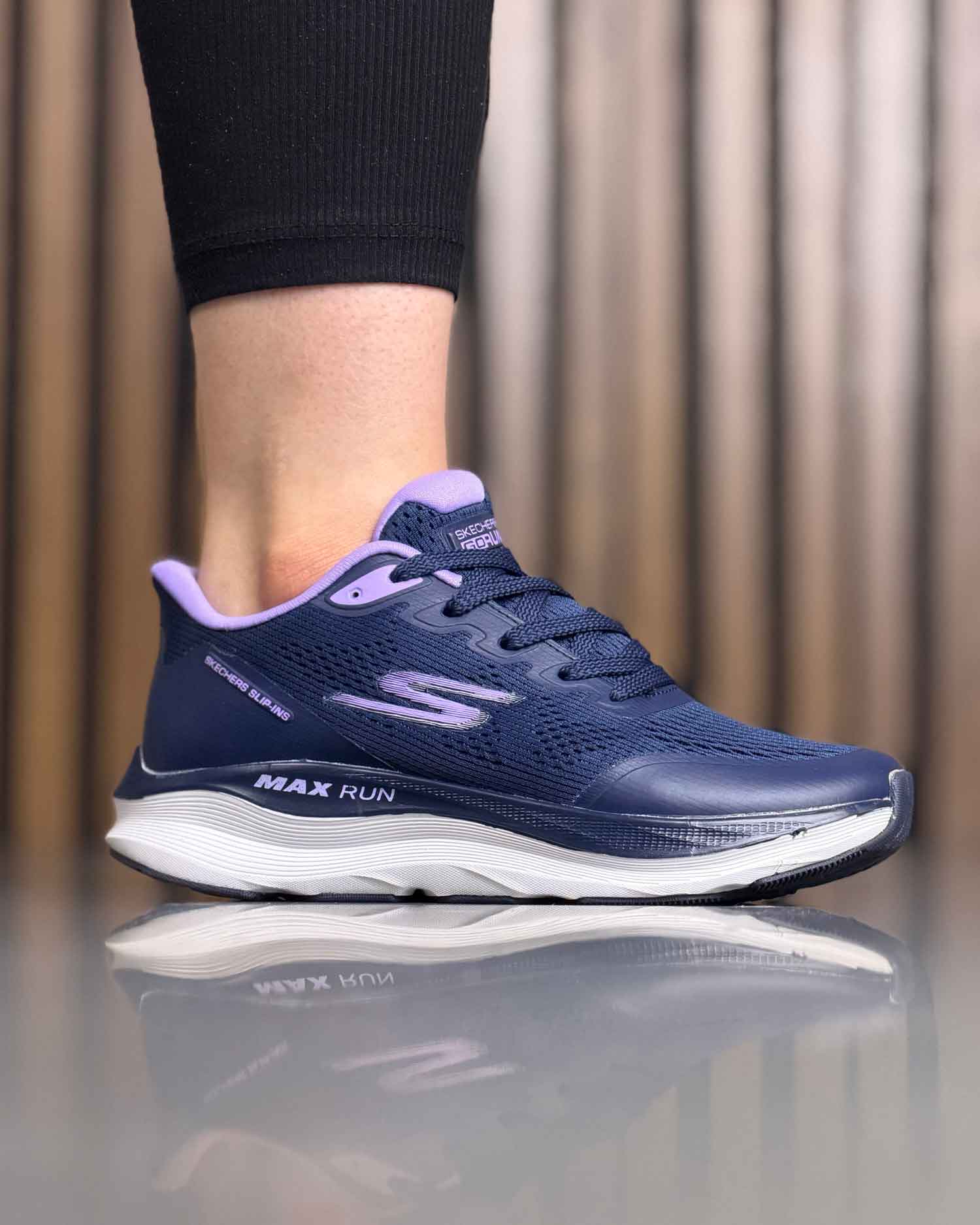 کتونی زنانه اسکیچرز مکس ران