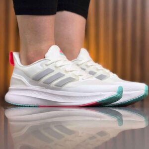 کتونی آدیداس مدل زیر بست