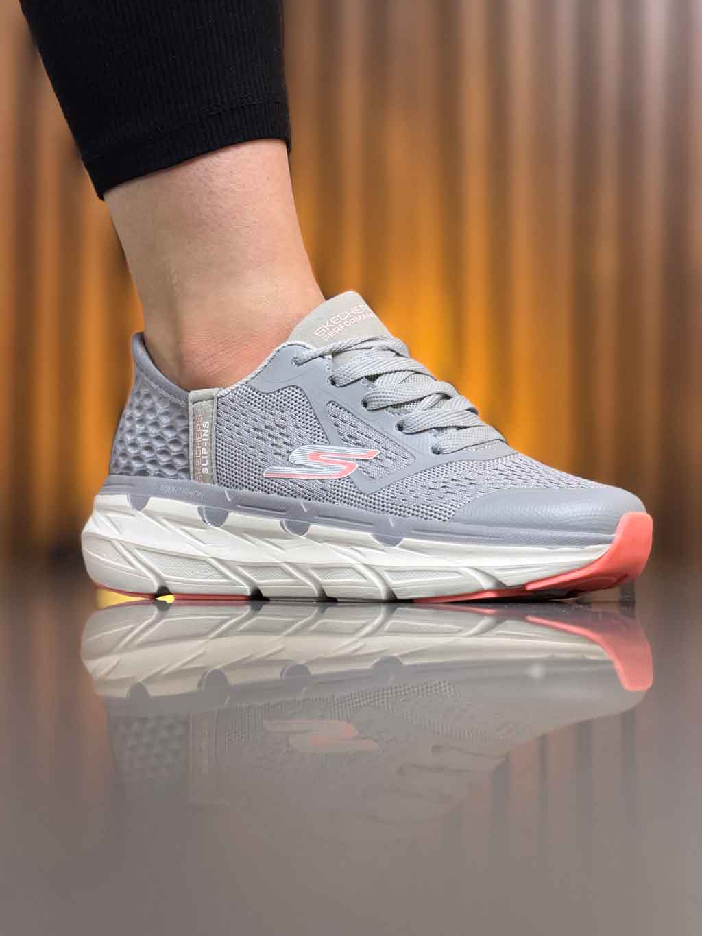 IMG_9434 کتونی اسکیچرز مدل slip-ins